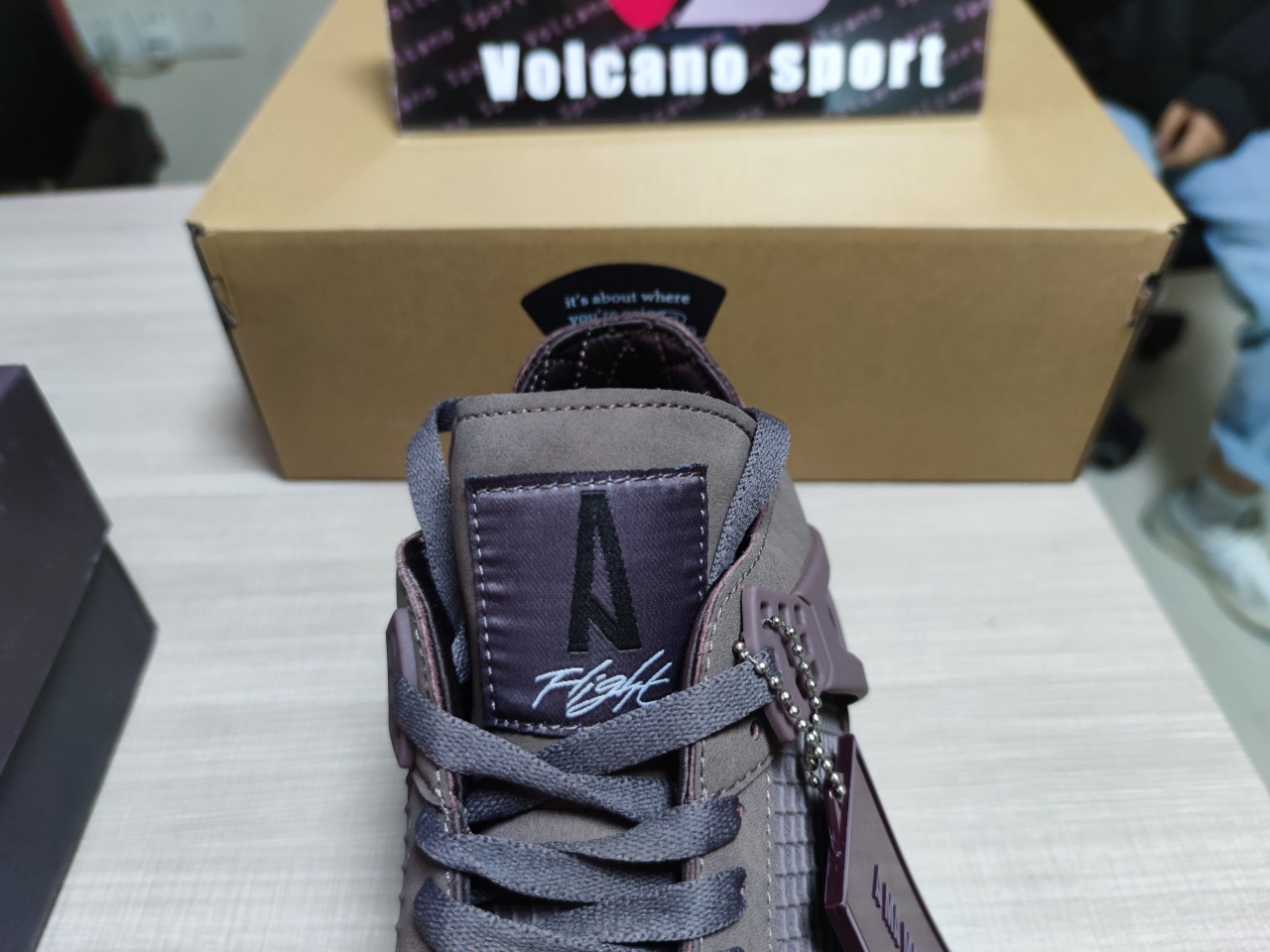 A Ma Maniere x Air Jordan 4 Retro 