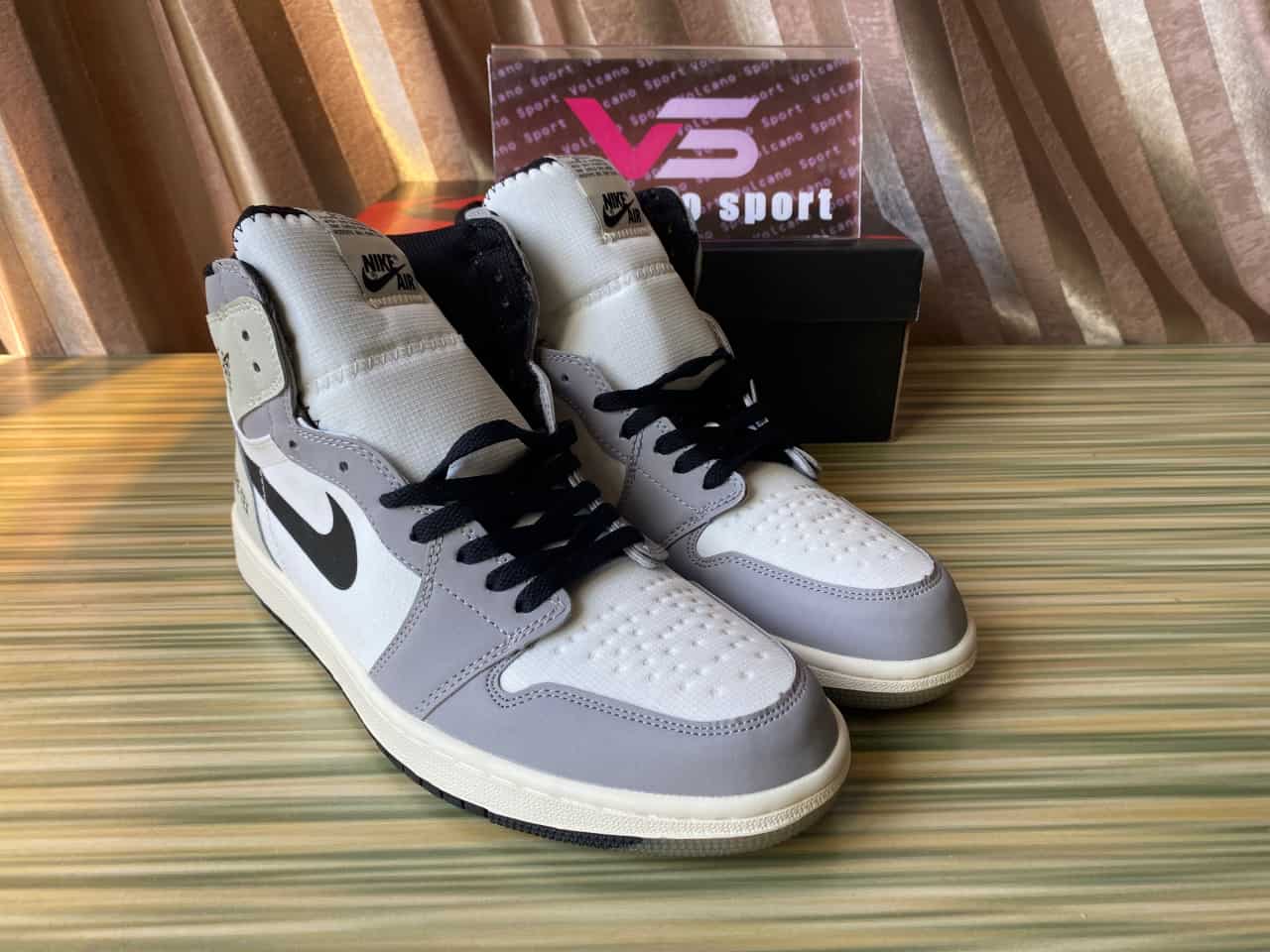 Jordan 1 High Element Gore-Tex Light Bone DB2889-100