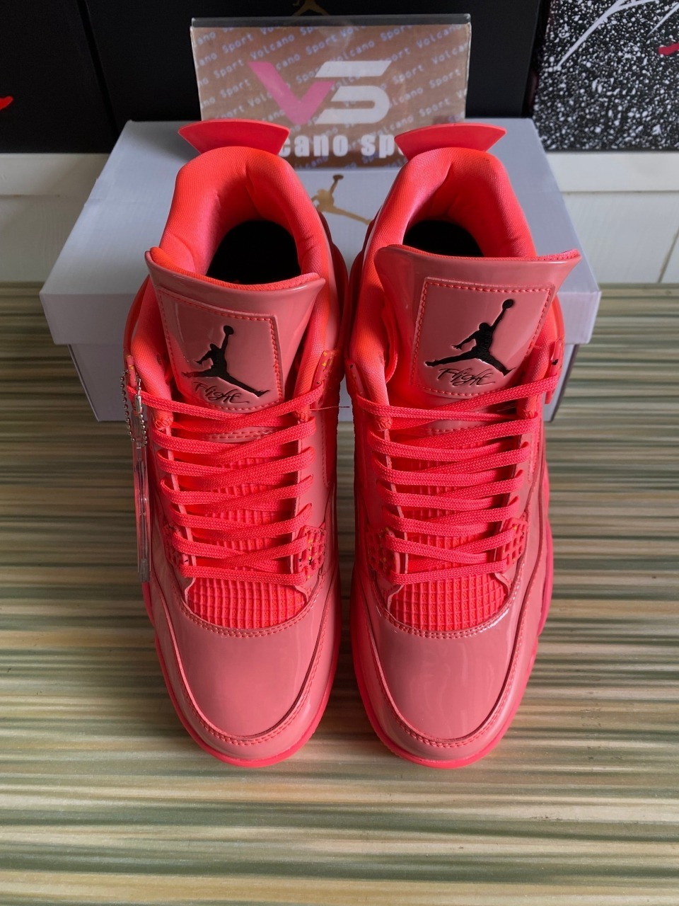 Jordan 4 Retro Hot Punch AQ9128-600
