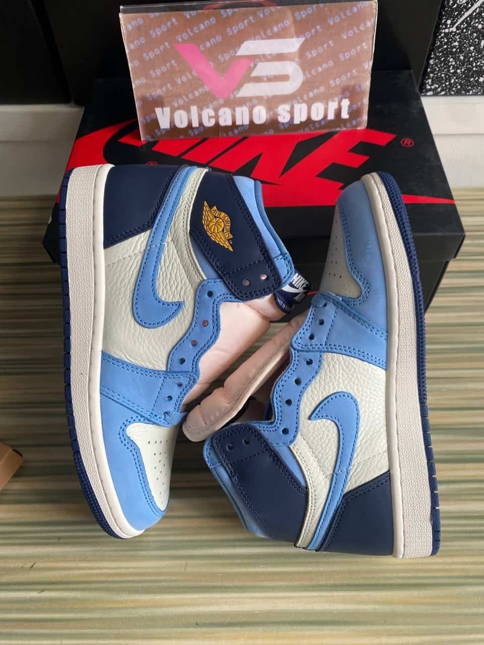 Jordan 1 High OG First in Flight FD2596-400