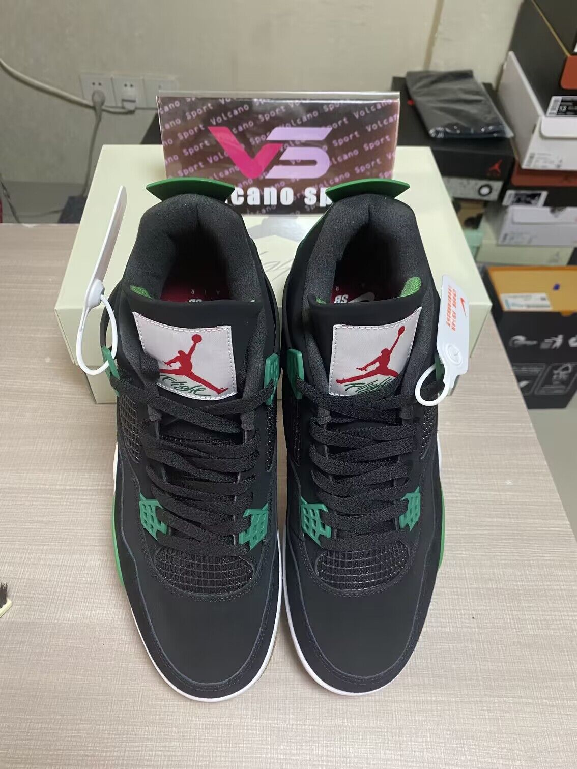 Nike SB Jordan 4 Retro SP