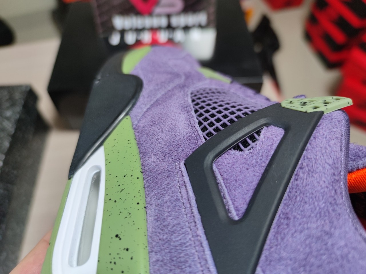 Jordan 4 WMNS “Canyon Purple”AQ9129-500