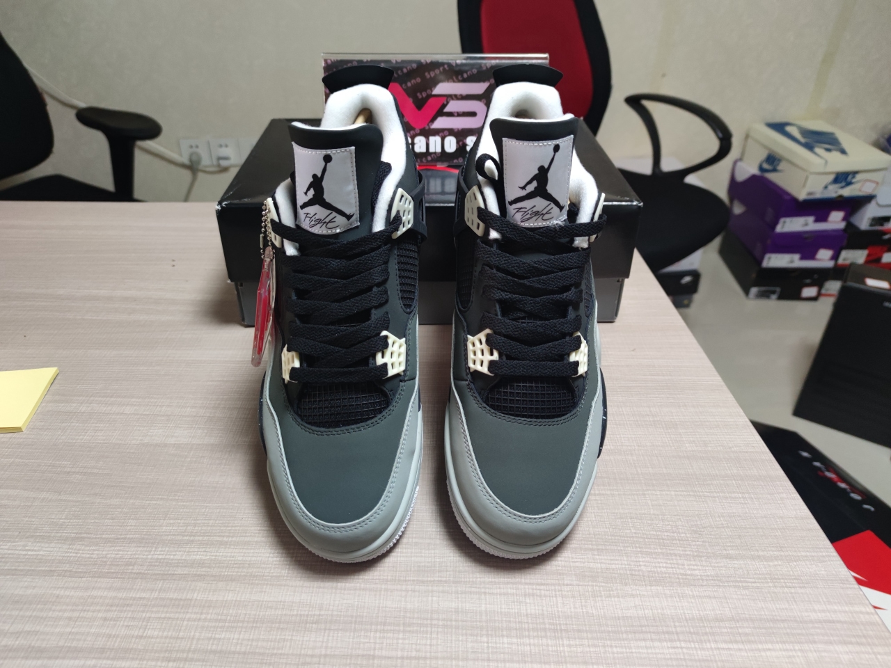 Jordan 4 Retro Fear Pack