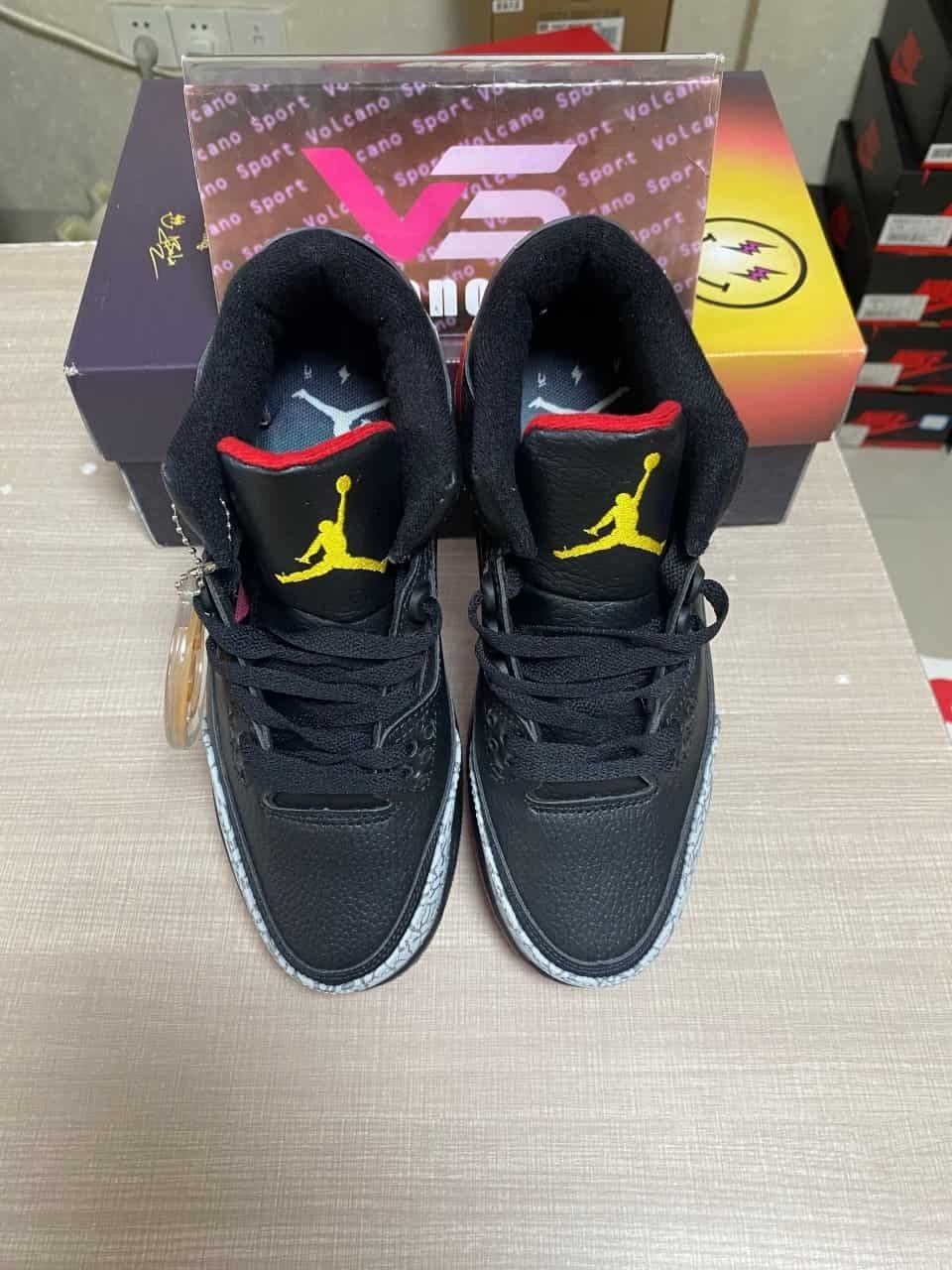 Jordan 3 Retro J Balvin Rio FN0344-001