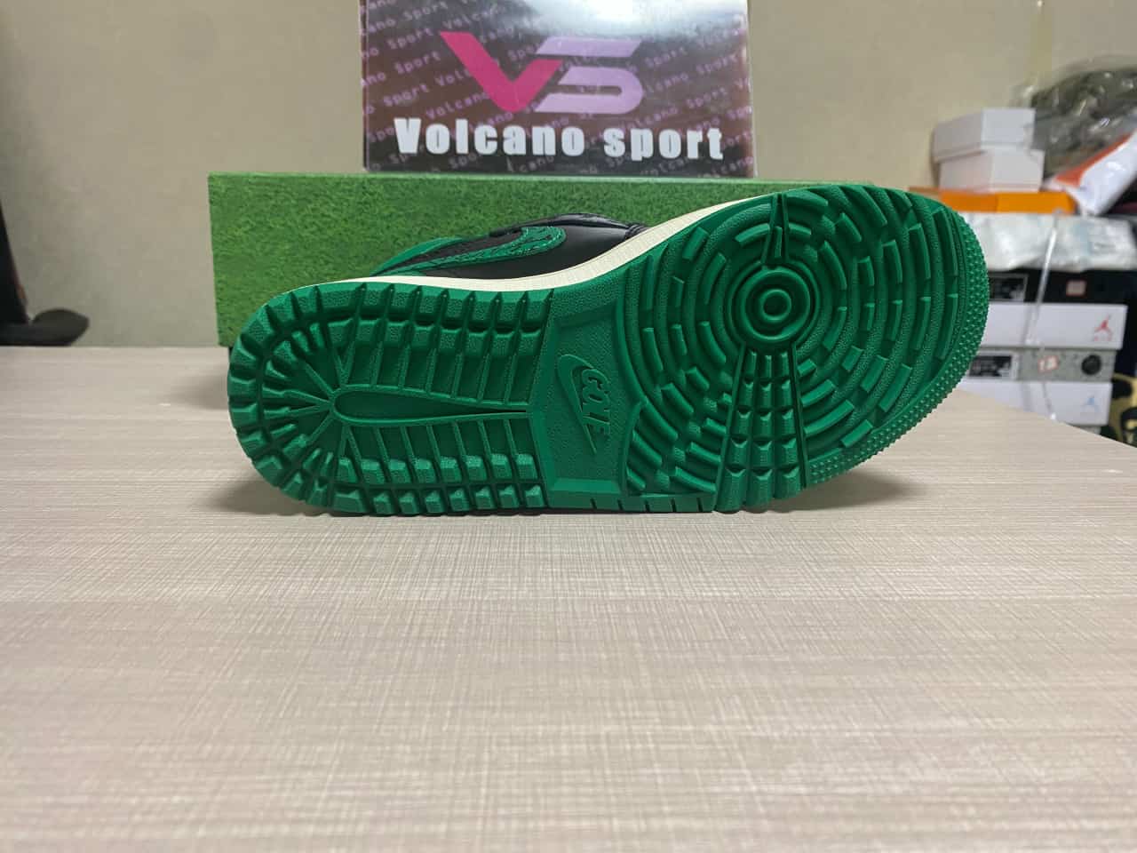 Jordan 1 Retro High Golf Eastside Golf 1961 FJ0849-001