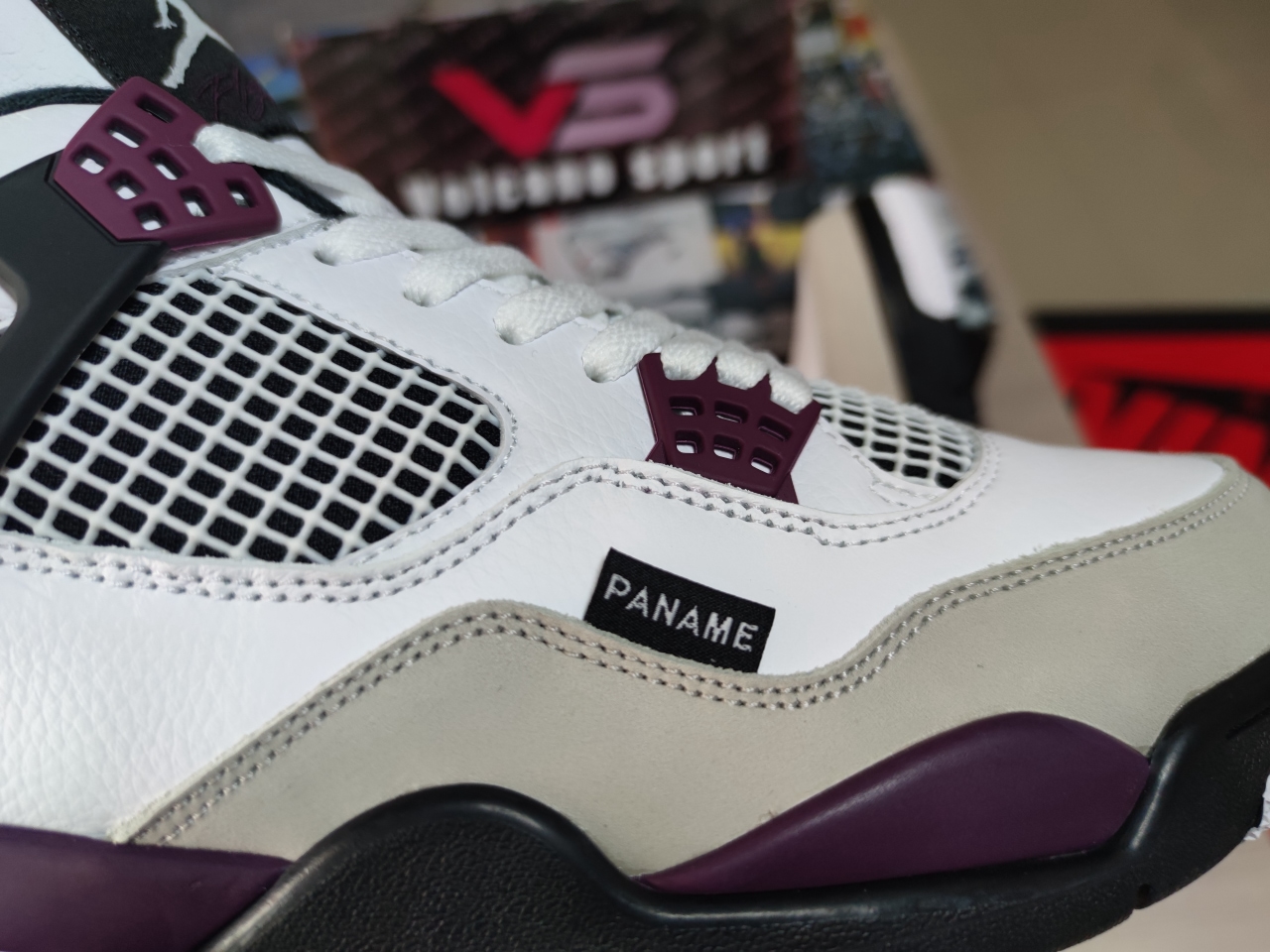 Jordan 4 Retro PSG Paris Saint-Germain CZ5624-100