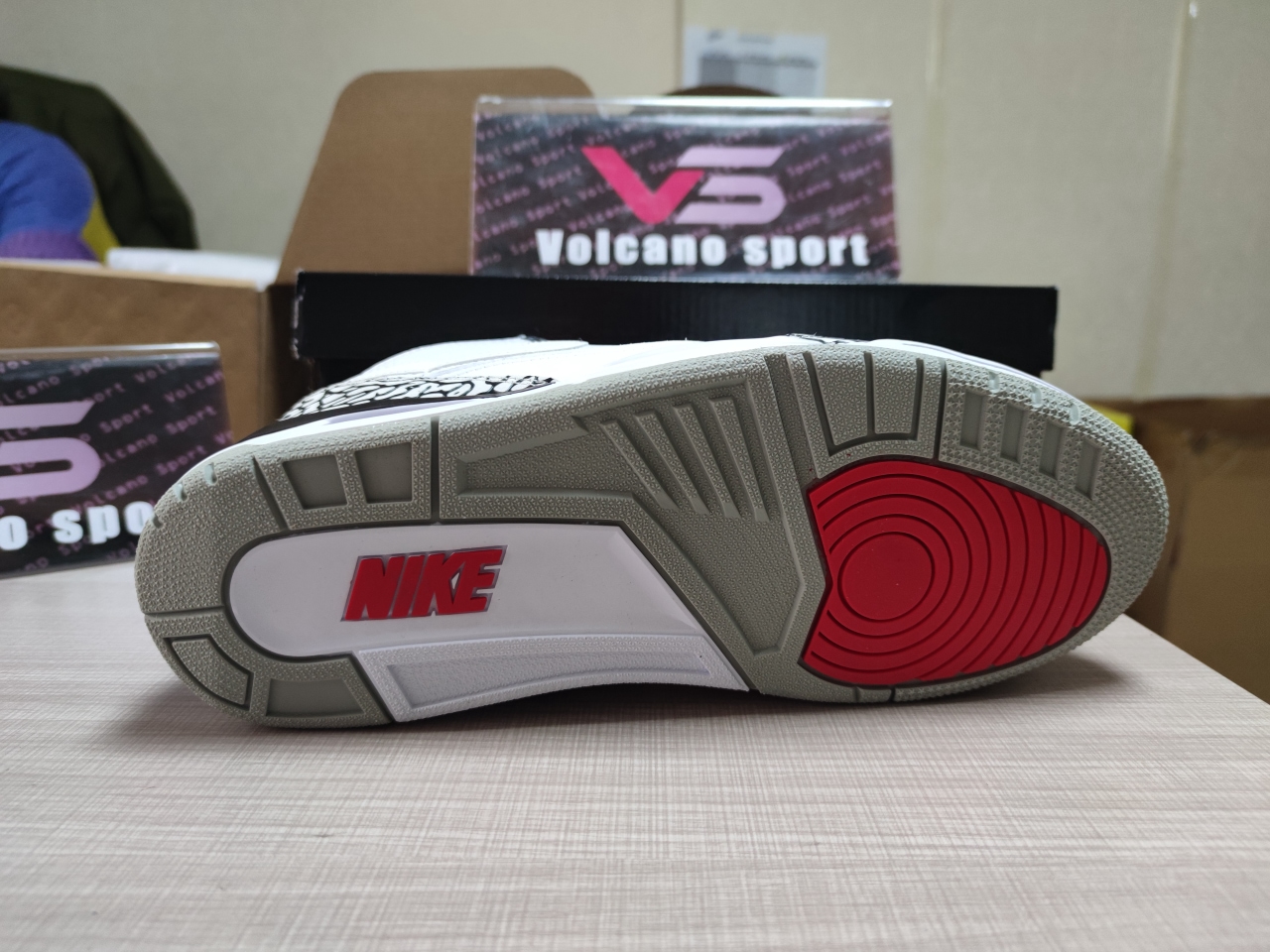 Jordan 3 Retro JTH Super Bowl AV6683 160