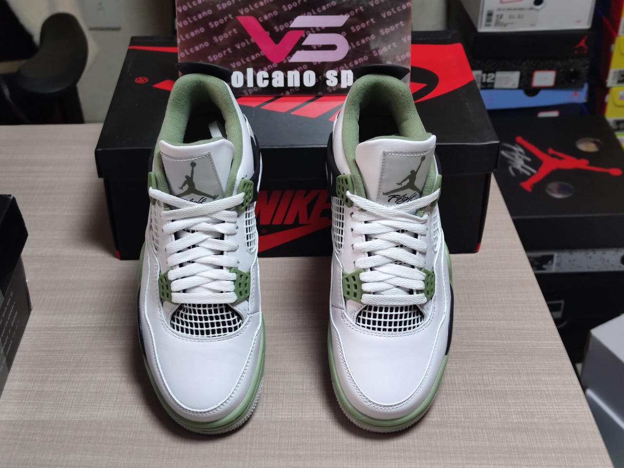 Jordan 4 Retro Seafoam AQ9129 103