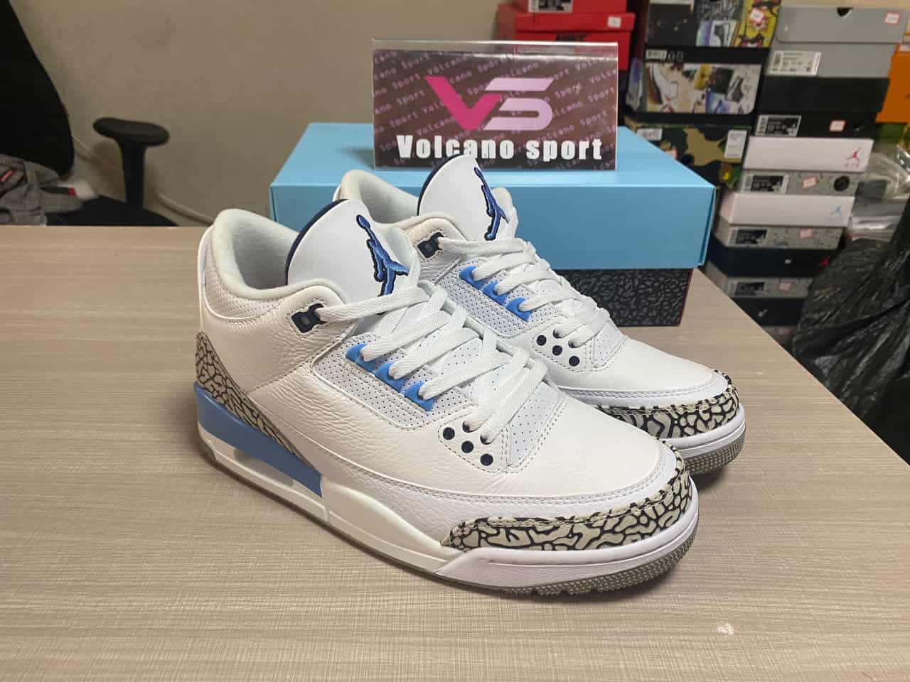 Jordan 3 Retro UNC CT8532-104
