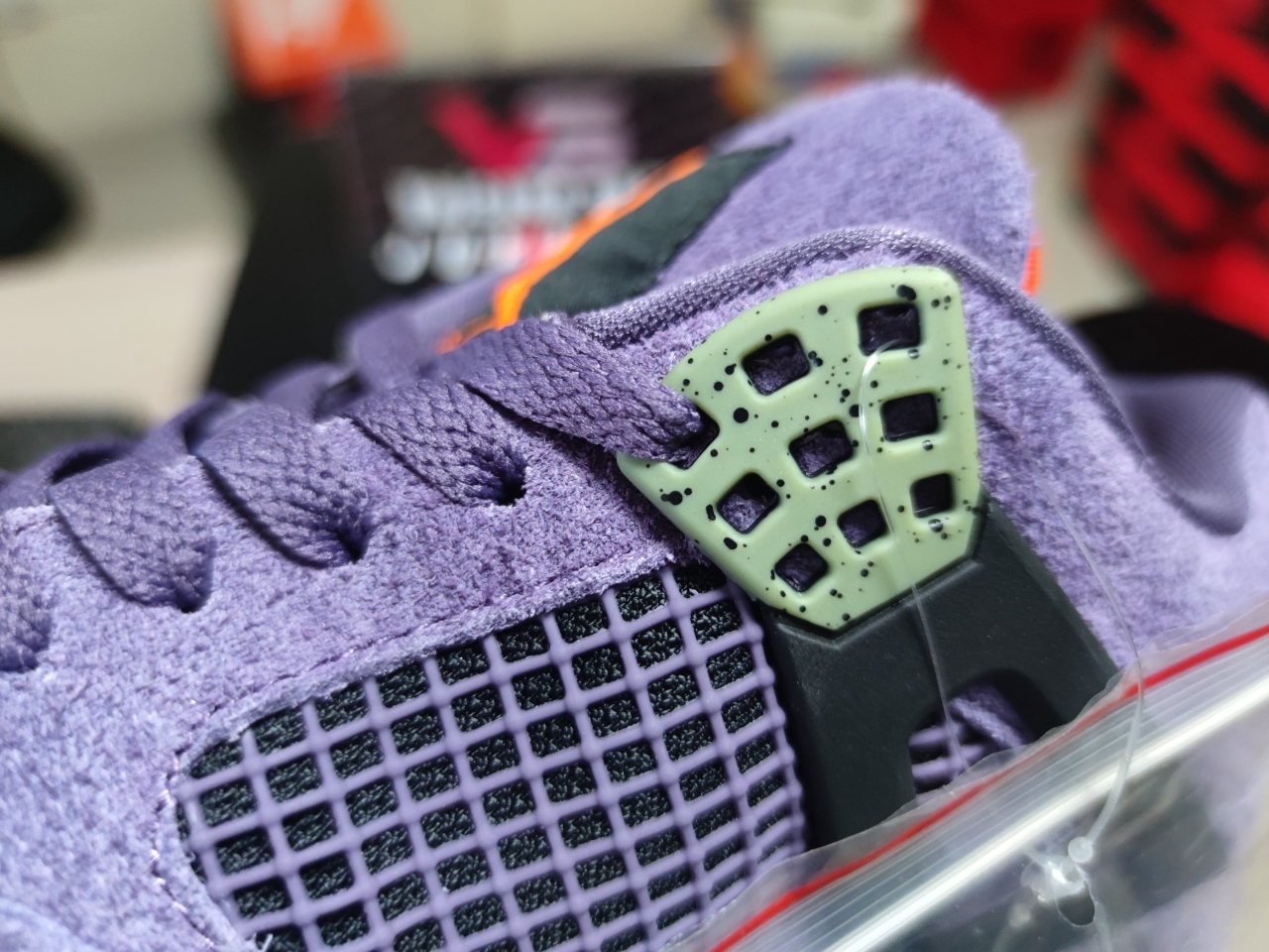 Jordan 4 WMNS “Canyon Purple”AQ9129-500