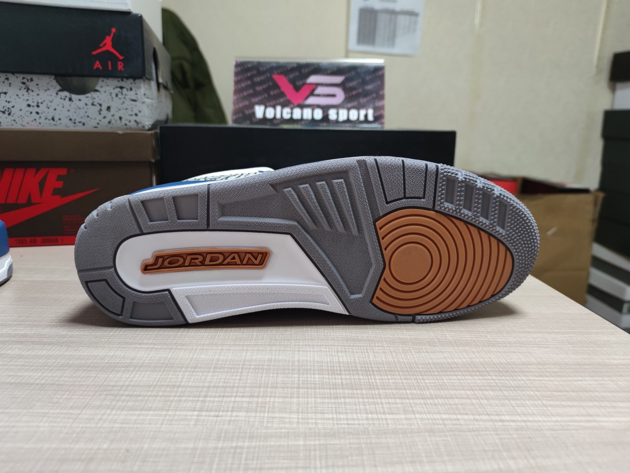 Air Jordan 3 Retro Wizards CT8532 148