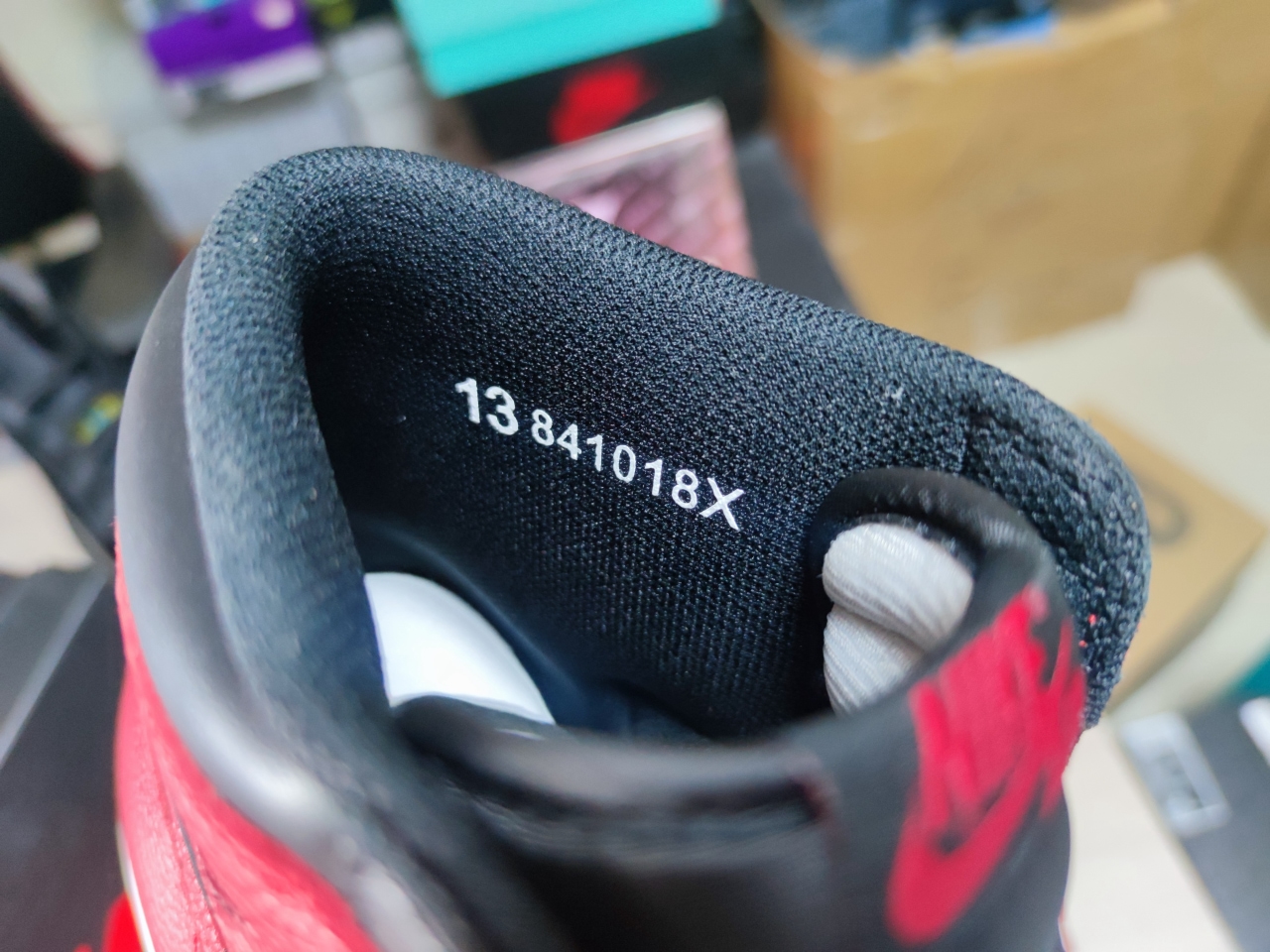 Jordan 1 Retro High Bred Banned 555088-001