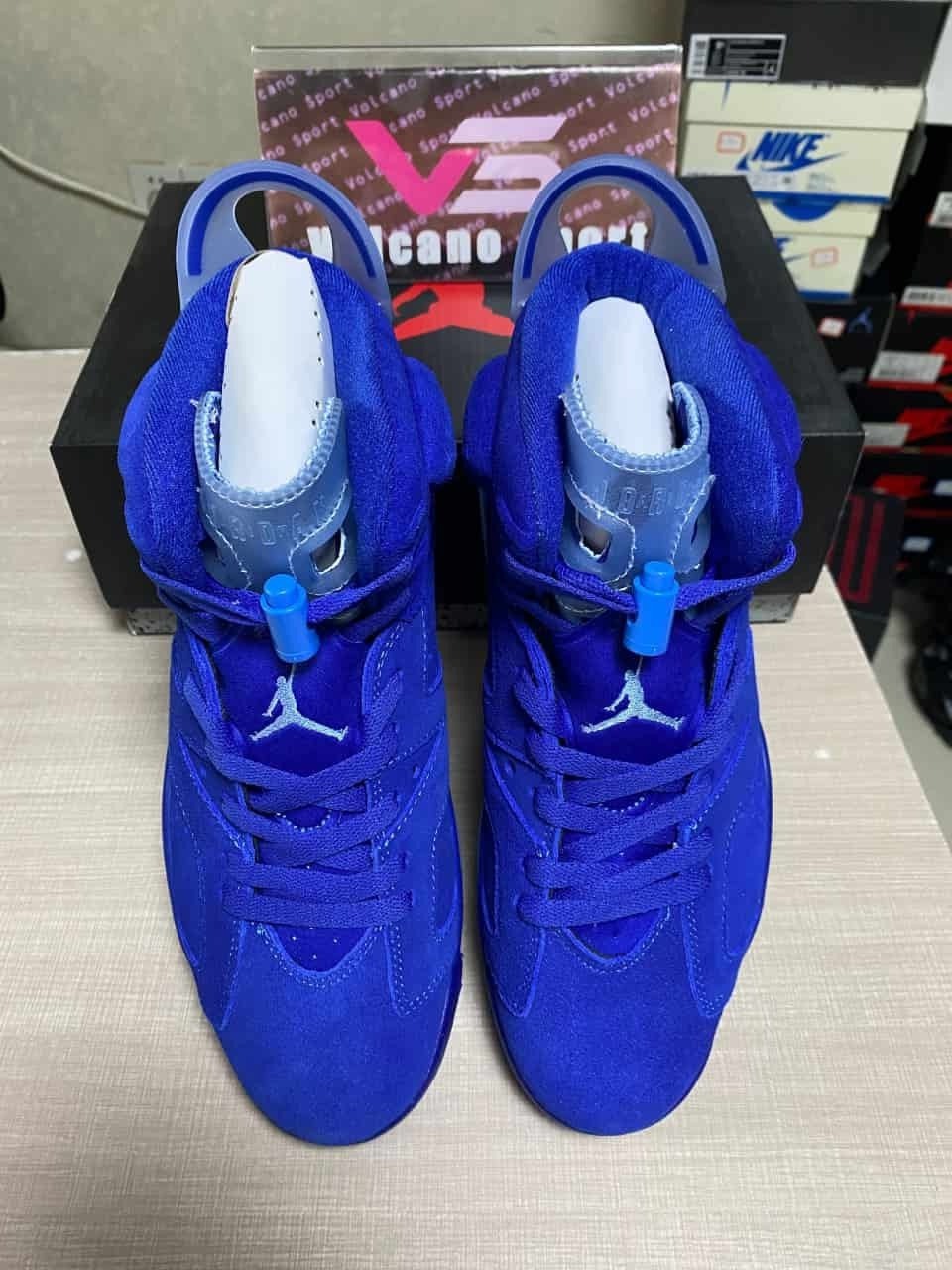 Jordan 6 UNC Tar Heels Six Championships PE