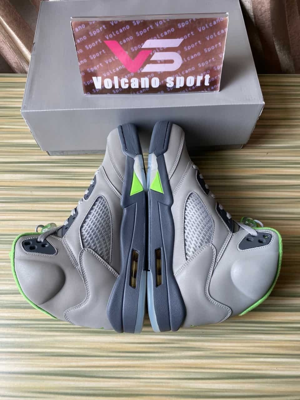 Jordan 5 Retro Green Bean DM9014-003