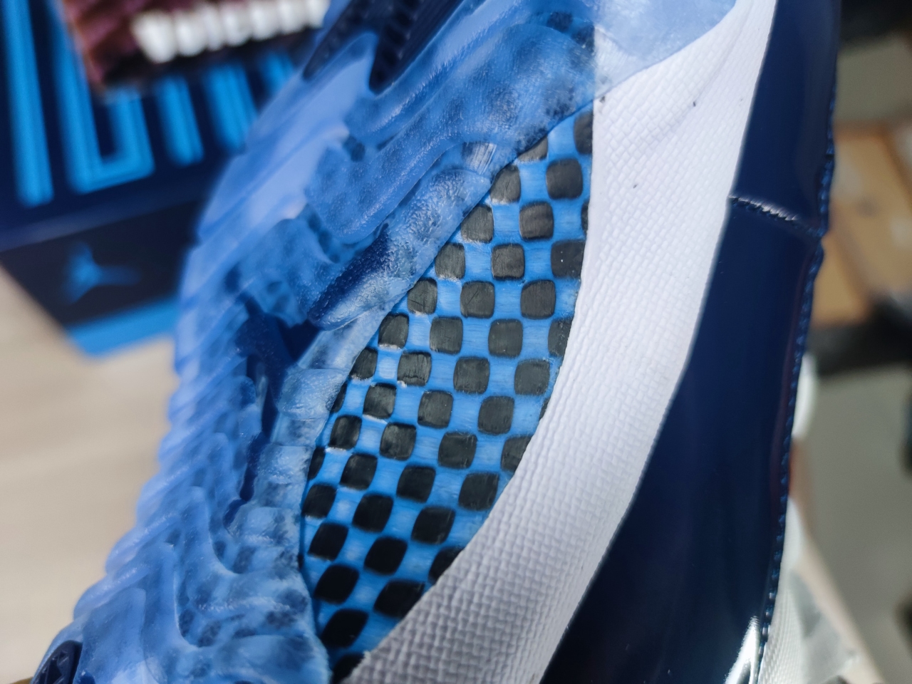 Jordan 11 Retro UNC Win Like 82 378037-123