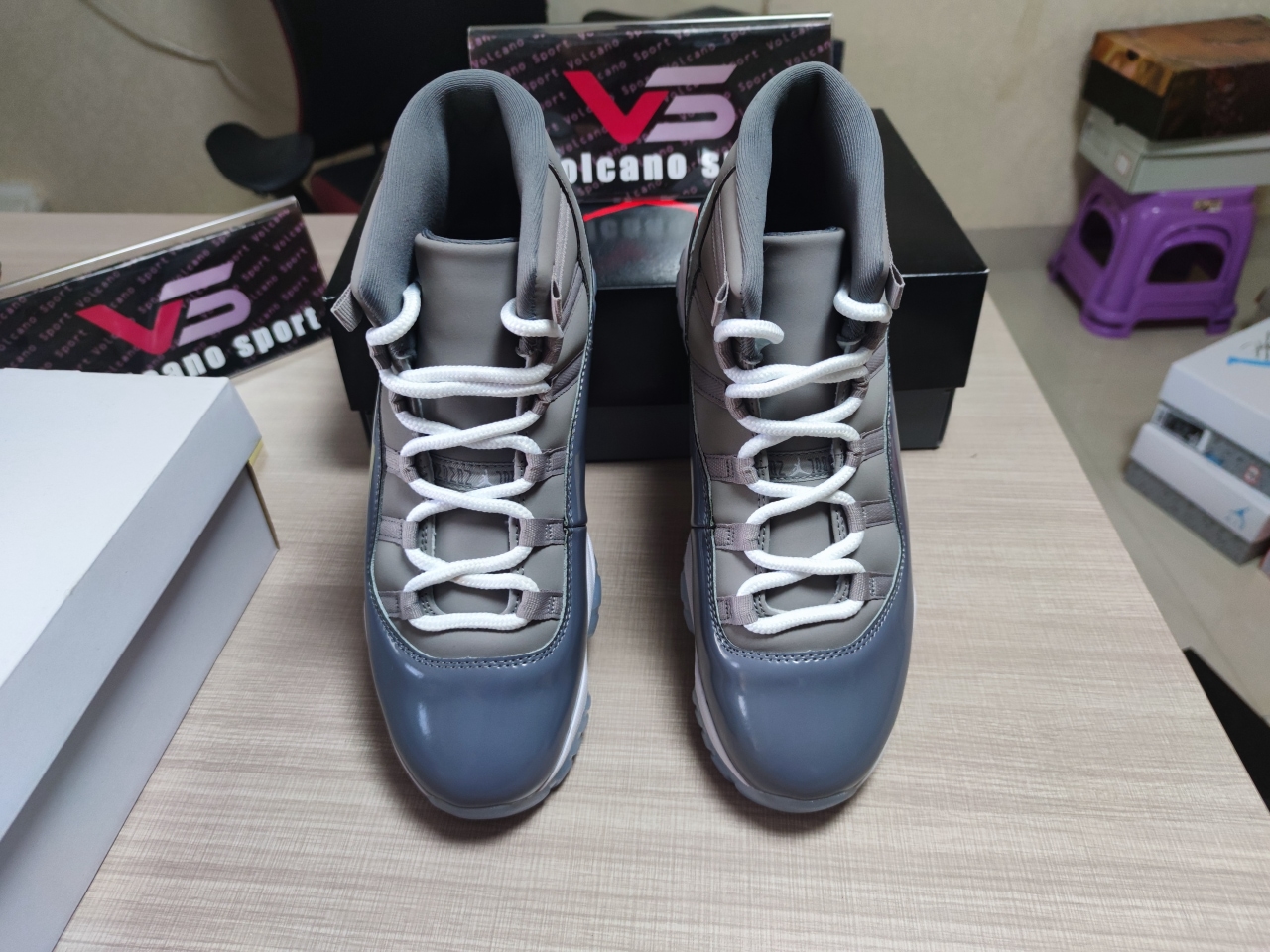 Air Jordan 11 Retro Cool Grey CT8012-005