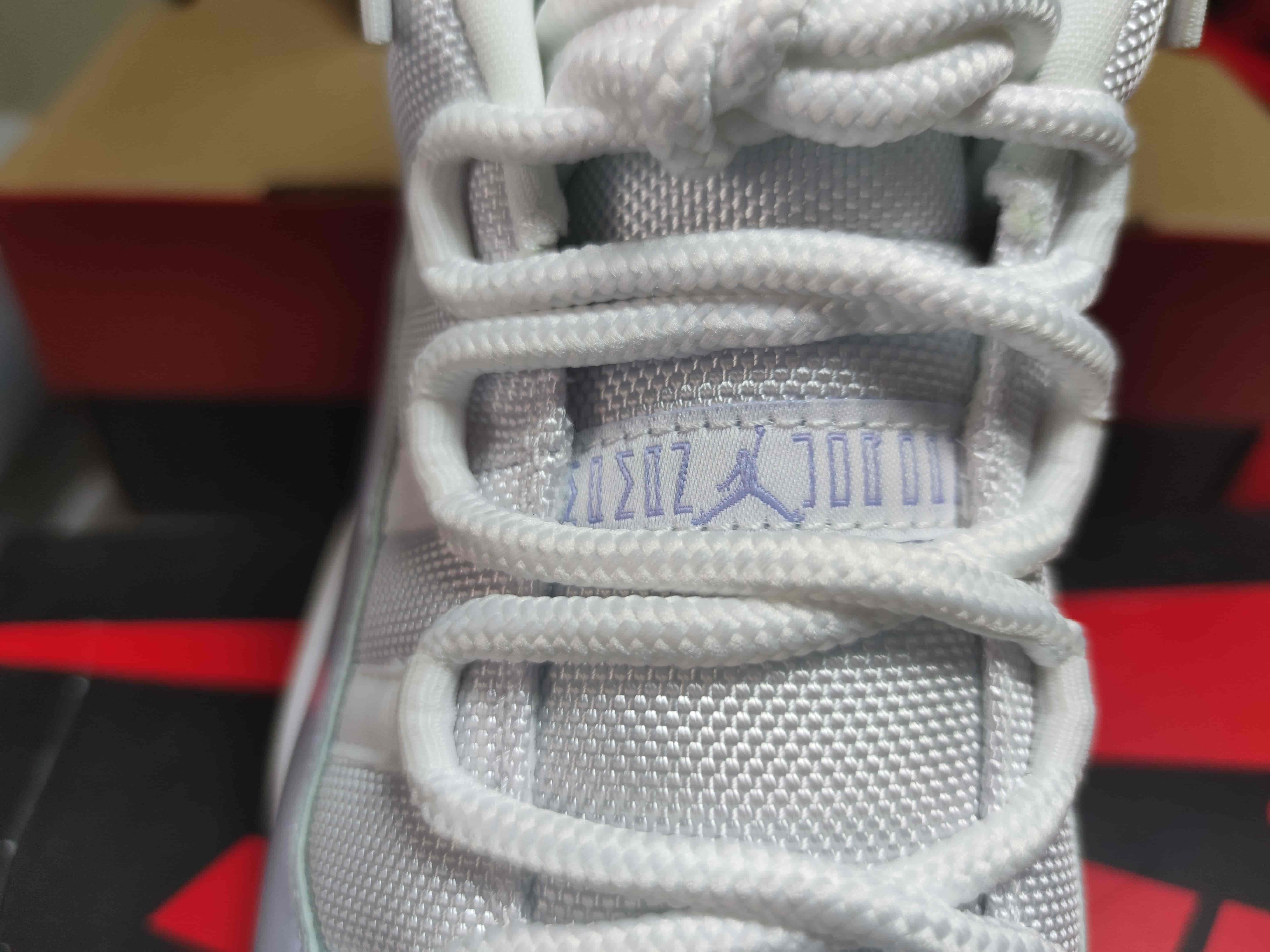 Jordan 11 Low “Pure Violet” AH7860-101