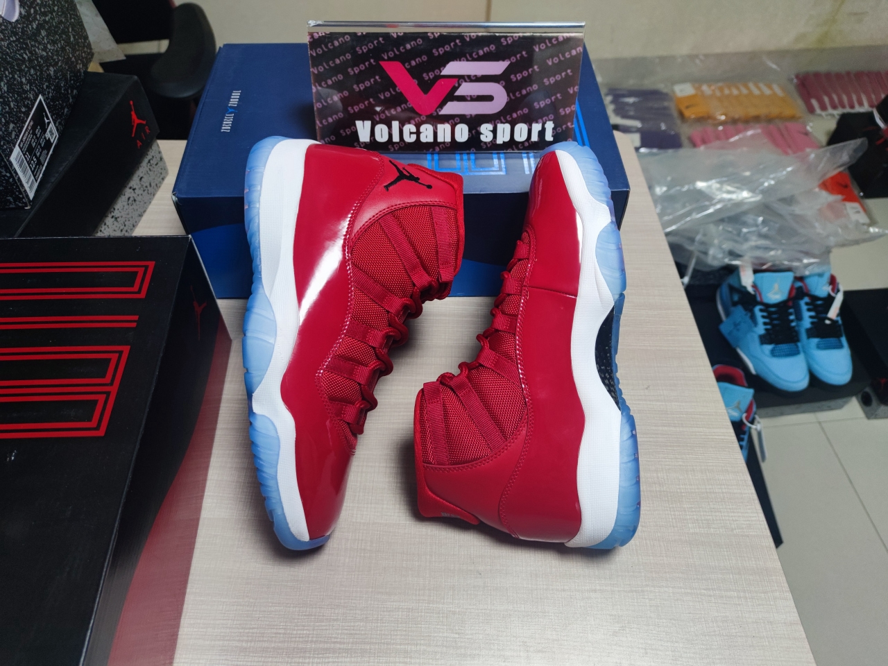 Jordan 11 Retro Win Like 96 378037 623