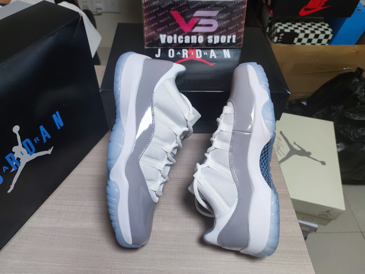Jordan 11 Retro Low Cement Grey AV2187-140