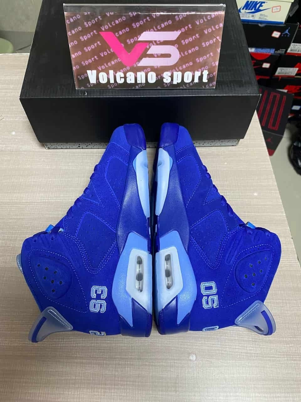 Jordan 6 UNC Tar Heels Six Championships PE