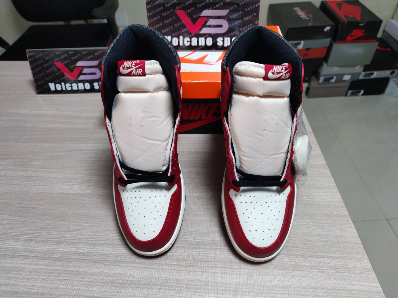 Jordan 1 Retro High OG Chicago Lost and Found DZ5485 612