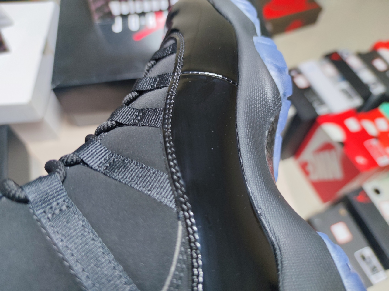 Jordan 11 Cap and Gown 378037-005