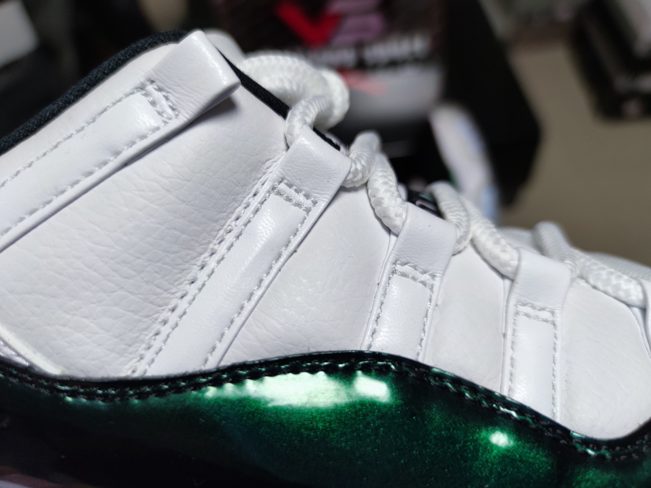 Jordan 11 Low “Iridescent” 528895-145