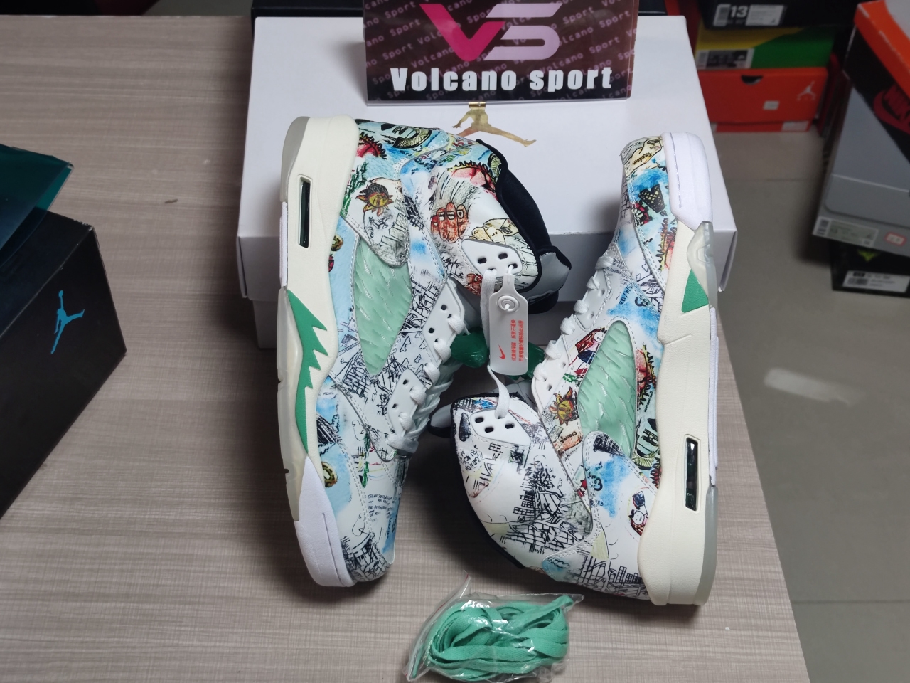 Jordan 5 Retro Wings AV2405 900