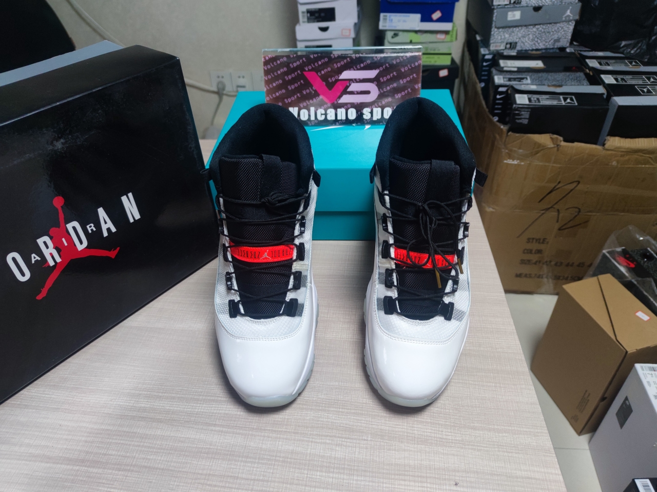 Jordan 11 Adapt White DD3522-100
