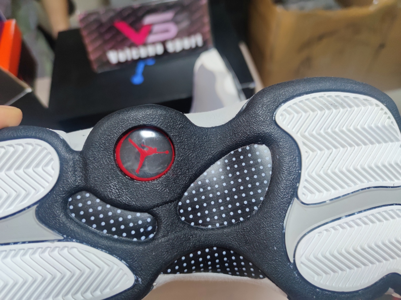 Jordan 13 Retro Atmosphere Grey 884129-016