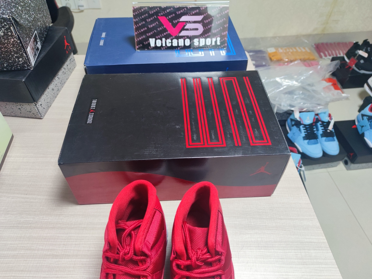 Jordan 11 Retro Win Like 96 378037 623