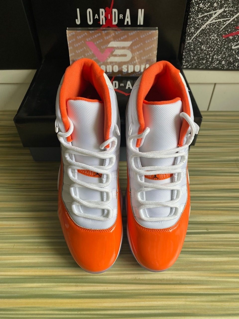 Jordan 11 Retro White and Orange 378037-002