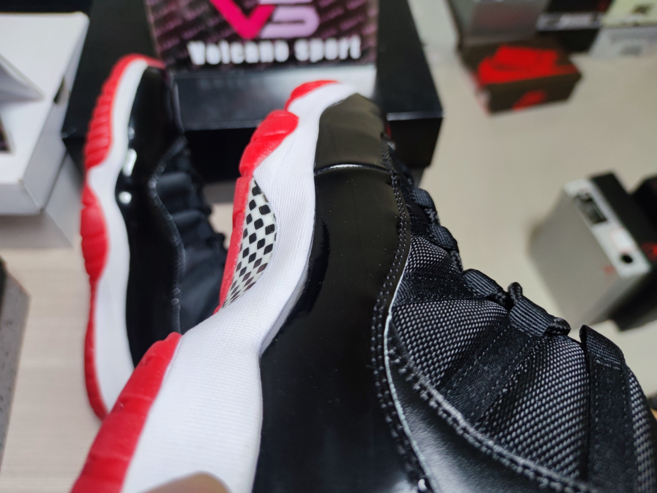 Jordan 11 “Bred” 378037-061