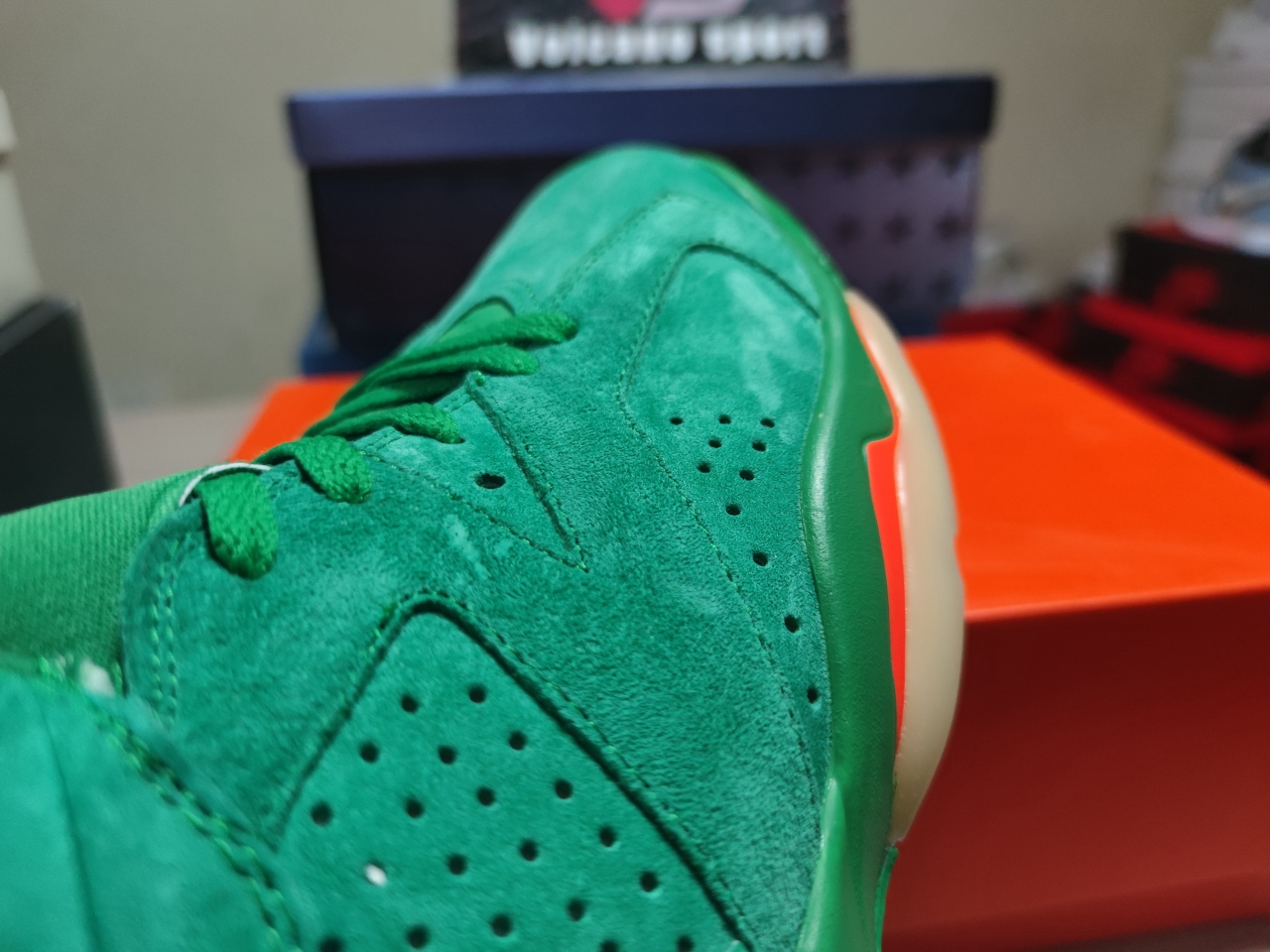 Jordan 6 “Gatorade Green Suede” AJ5986-335