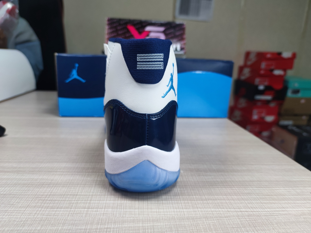 Jordan 11 Retro UNC Win Like 82 378037-123