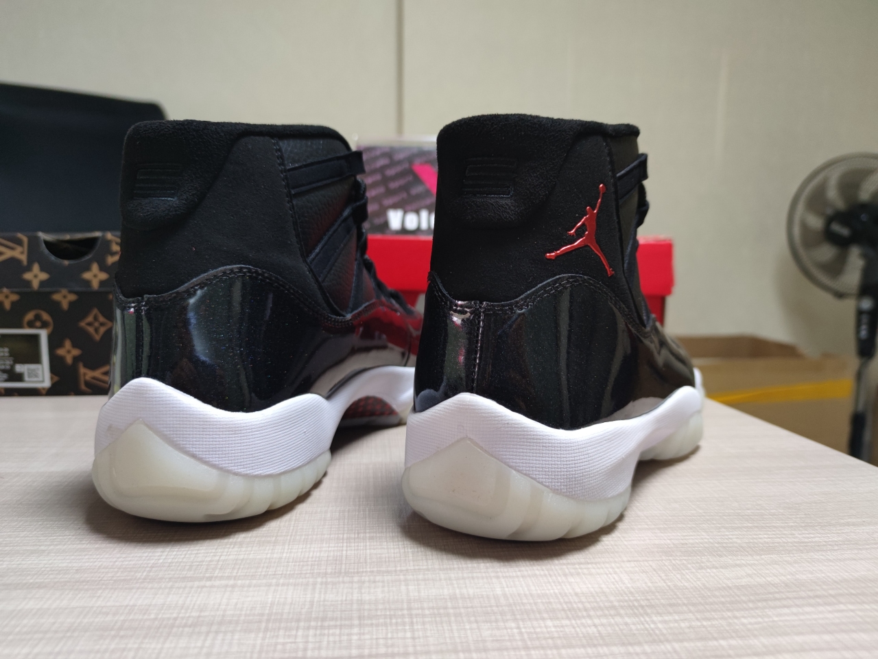 Jordan 11“72-10”378037-002