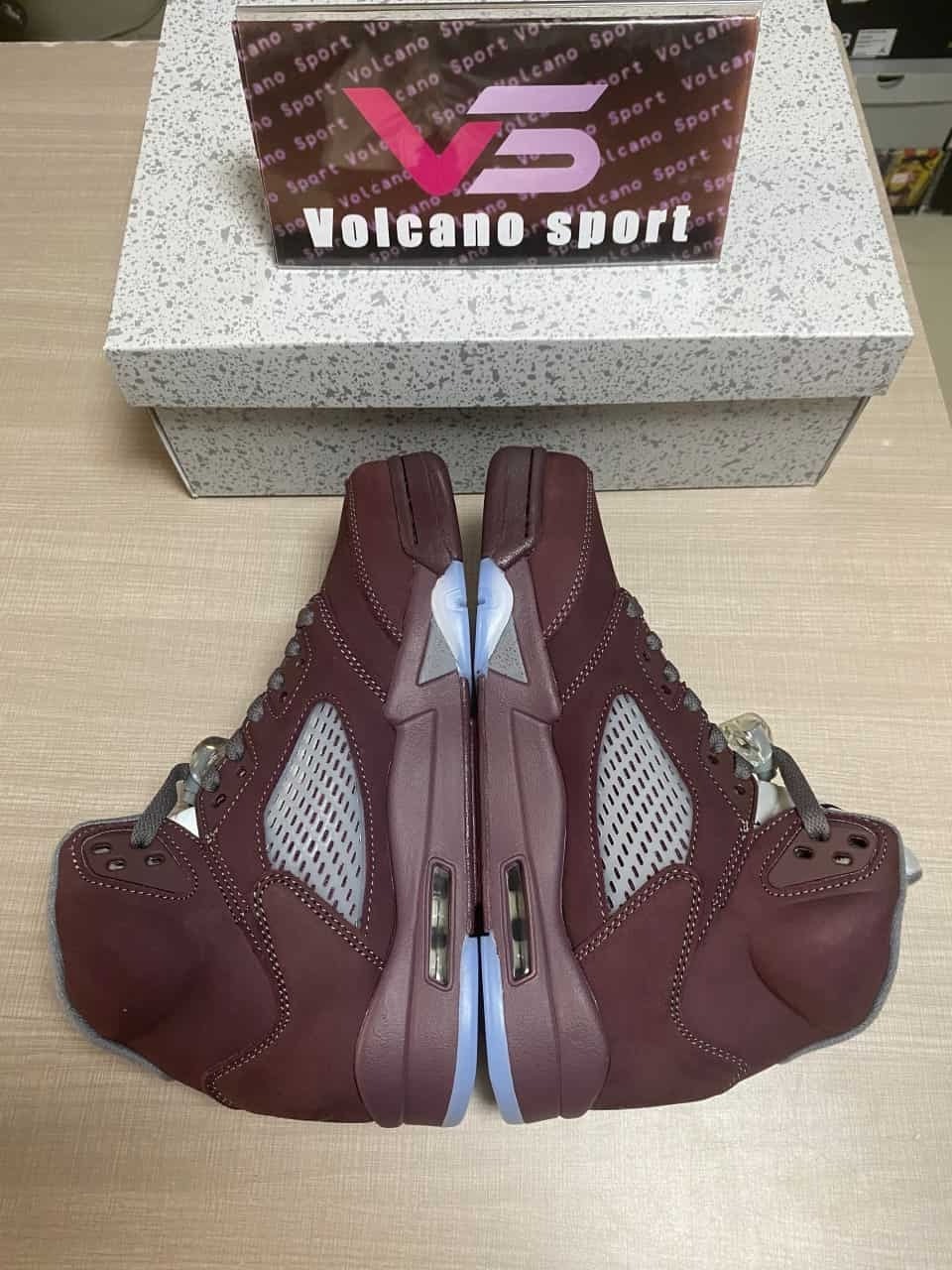 Jordan 5 Retro Burgundy DZ4131-600