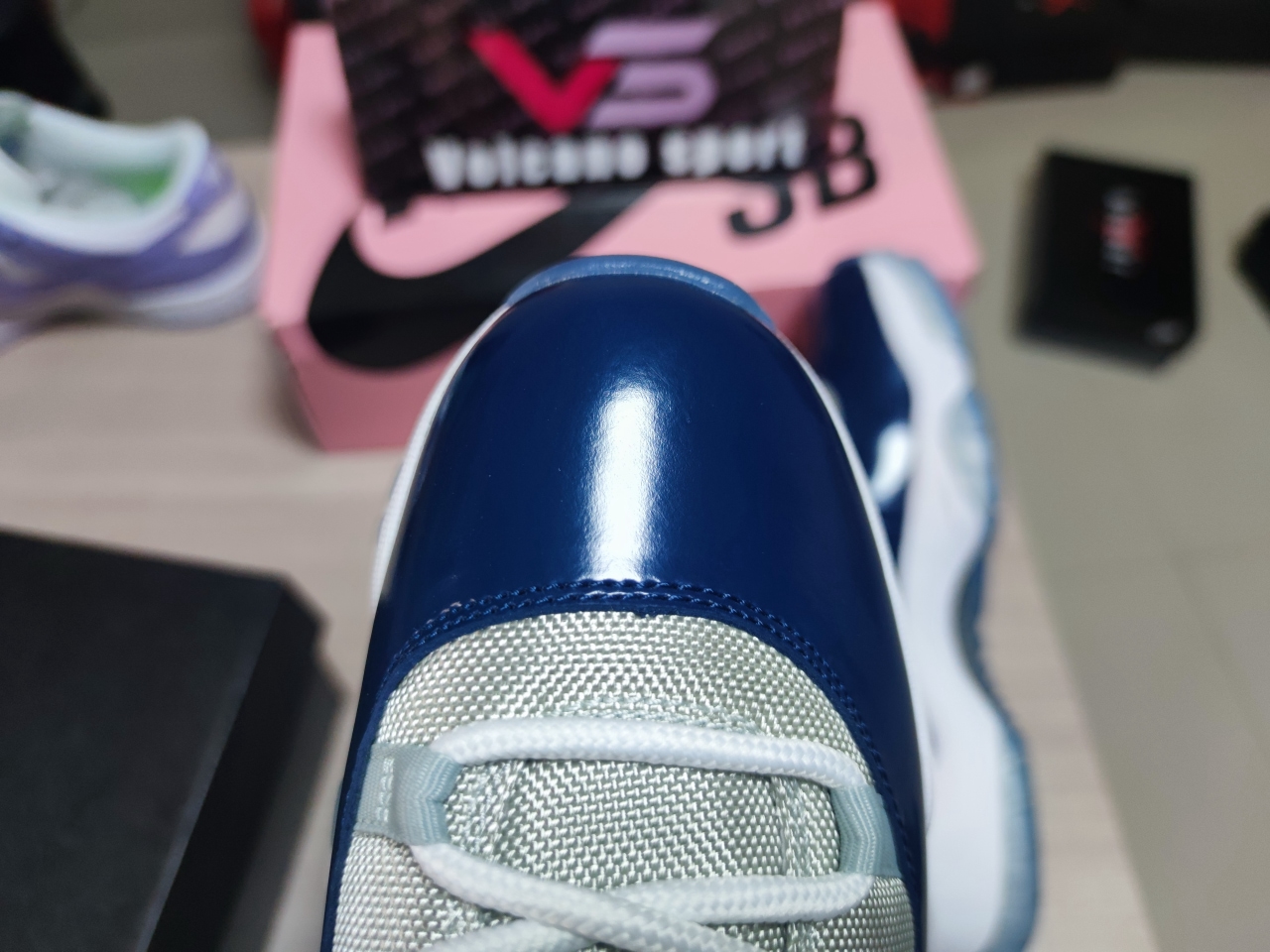 Jordan 11 Retro Low Georgetown 528895 007