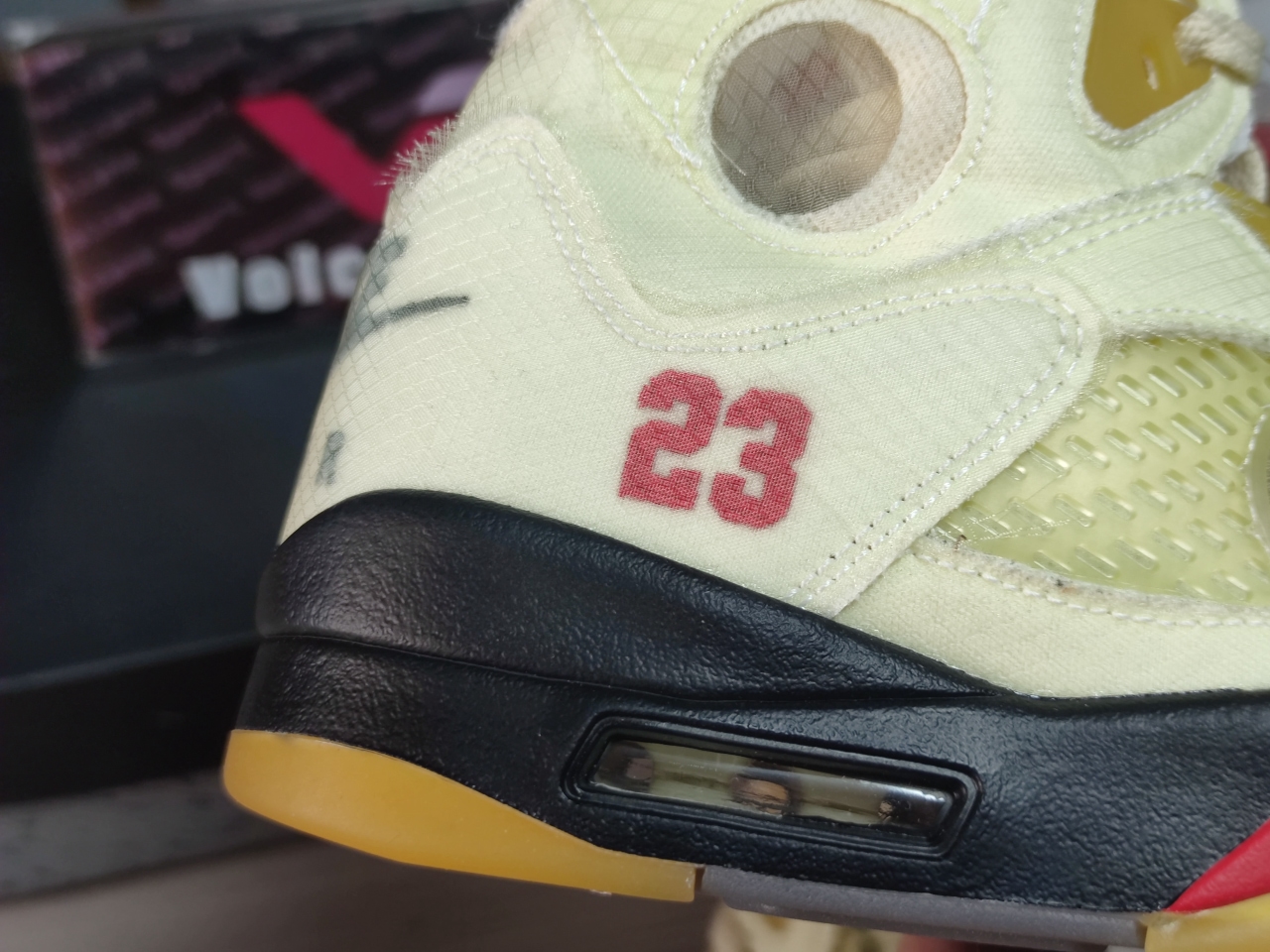 Jordan 5 Retro Off-White Sail DH8565 100