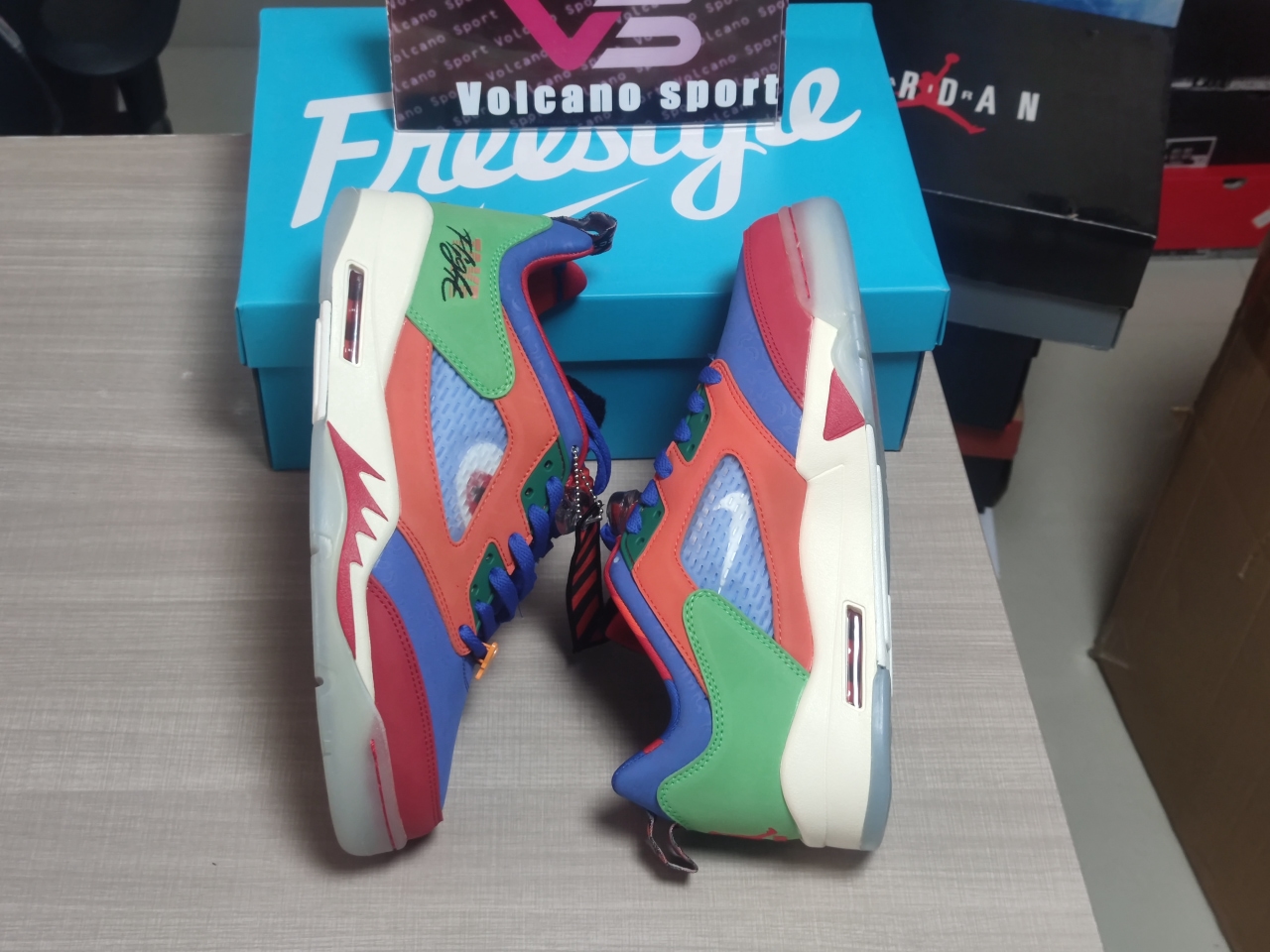 Jordan 5 Retro Low Doernbecher Michael DR6287 486