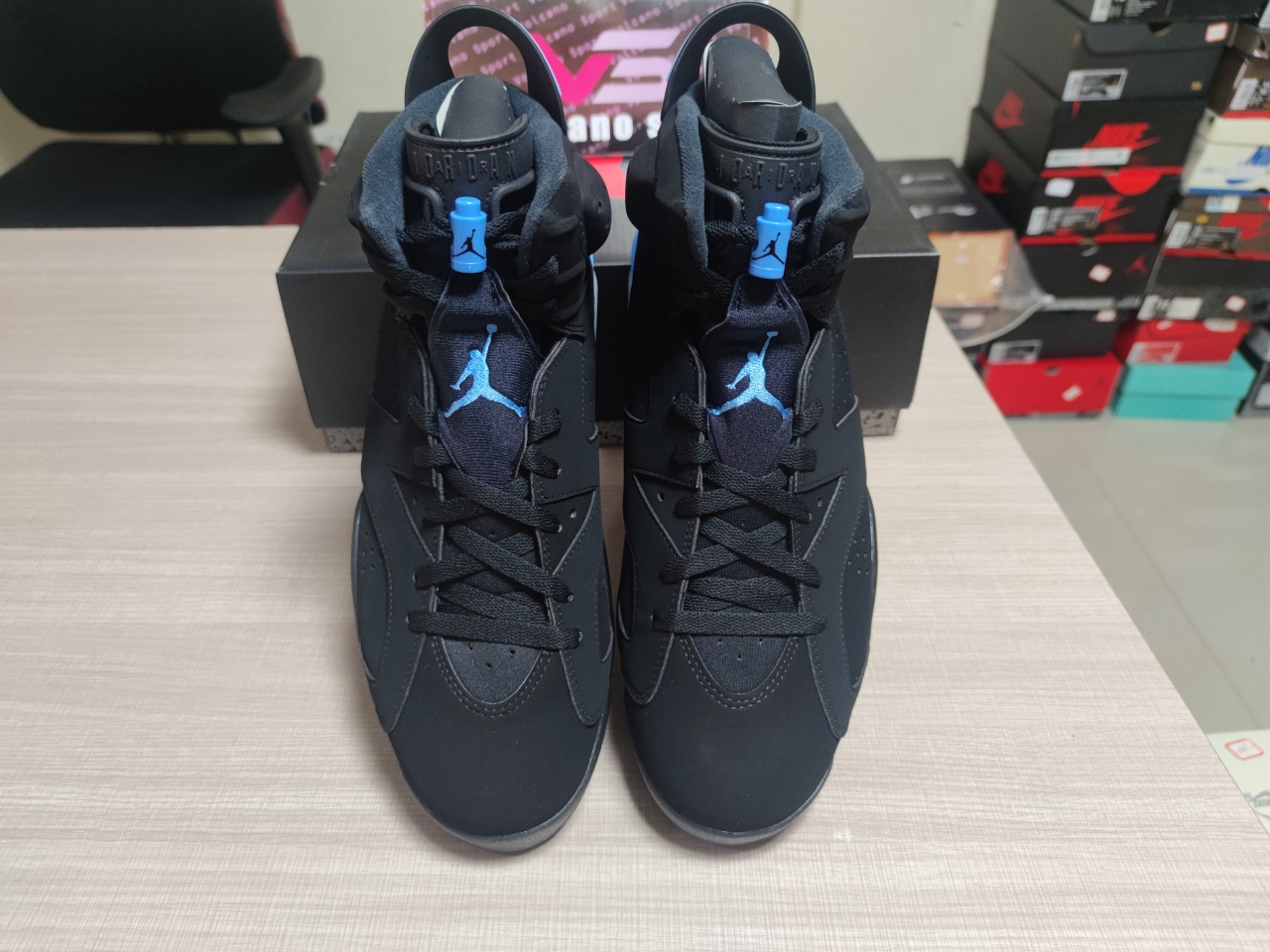 Jordan 6 Retro UNC 384664 006