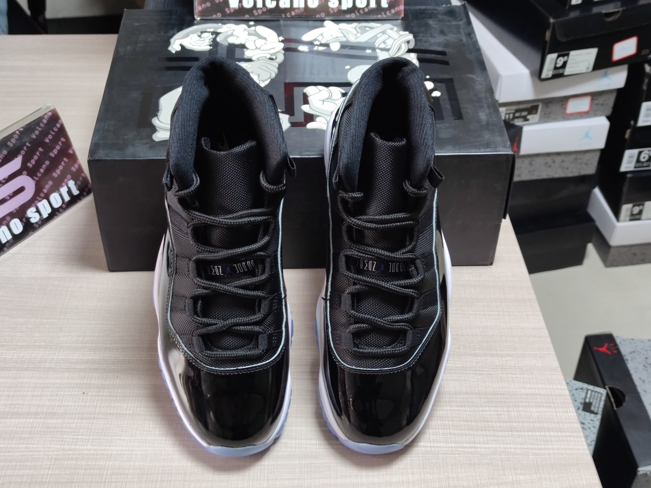 Jordan 11 Retro Space Jam 378037 003