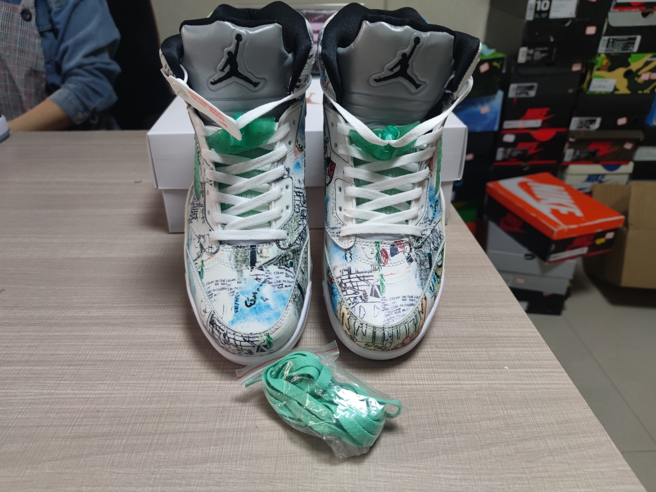 Jordan 5 Retro Wings AV2405 900