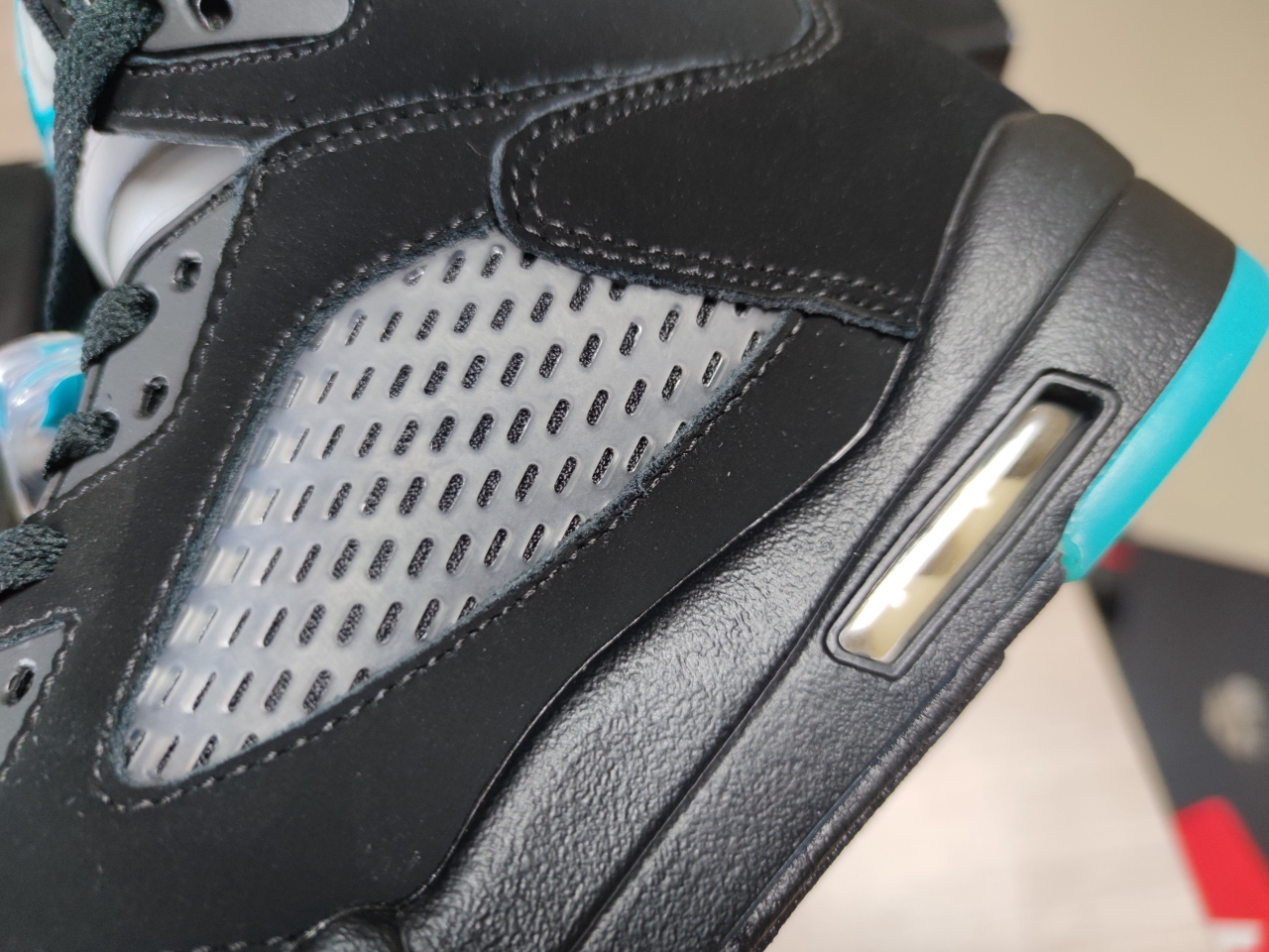 Jordan 5 Retro Aqua DD0587 047