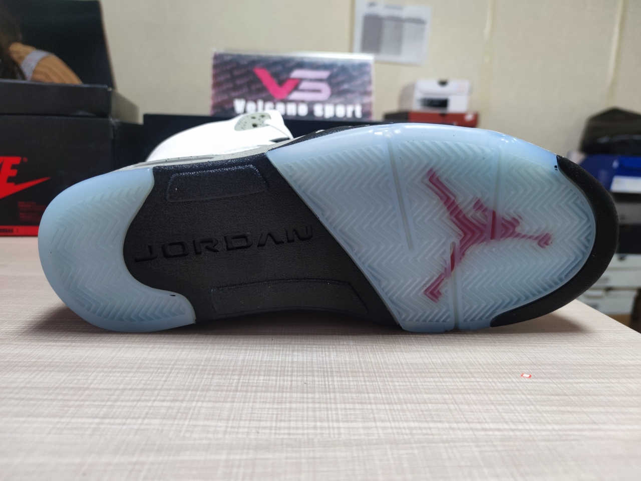 Jordan 5 Retro White Cement 136027 104