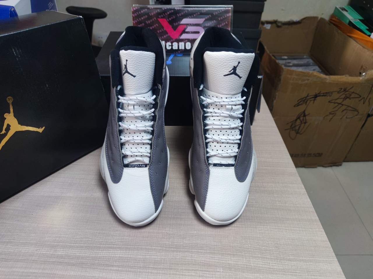 Jordan 13 Retro Atmosphere Grey 884129-016