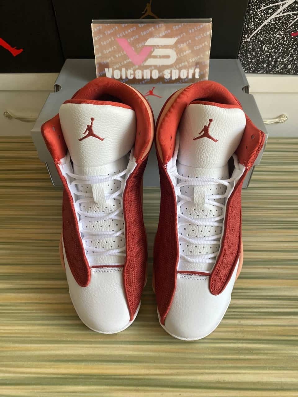 Jordan 13 Retro Dune Red DJ5982-601