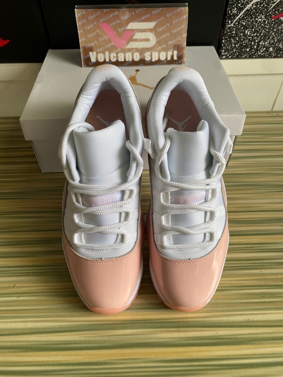 Jordan 11 Retro Low Legend Pink AH7860-160