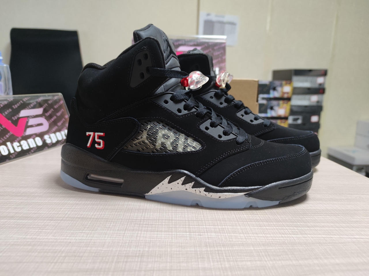 Jordan 5 Retro Paris Saint-Germain AV9175 001
