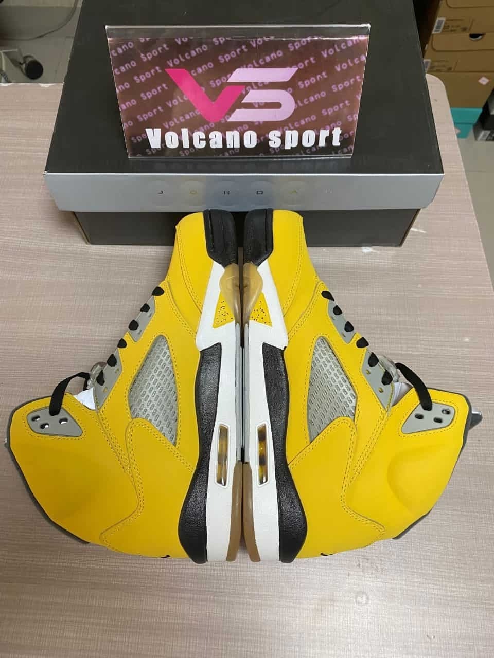 Jordan 5 Retro Tokyo T23 454783-701